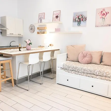 Chiaia Chic House Daire